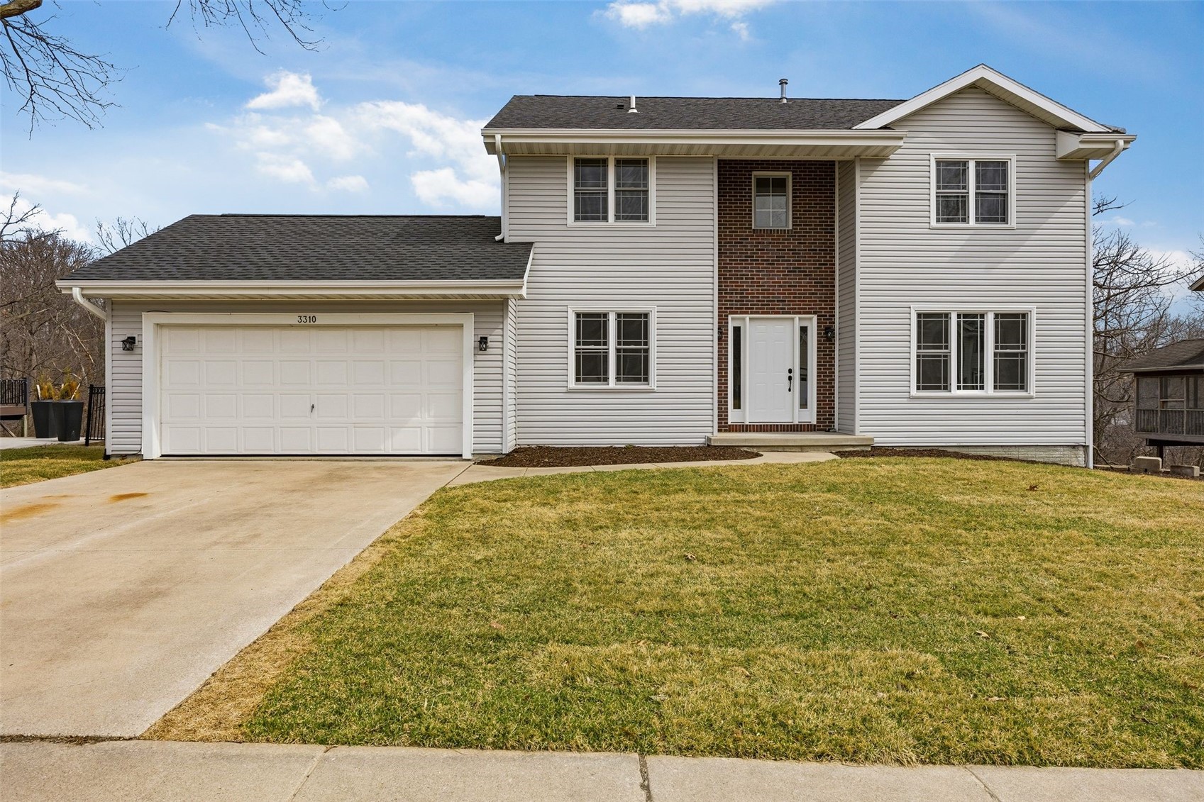3310 Riverside Drive NE Cedar Rapids IA 52411