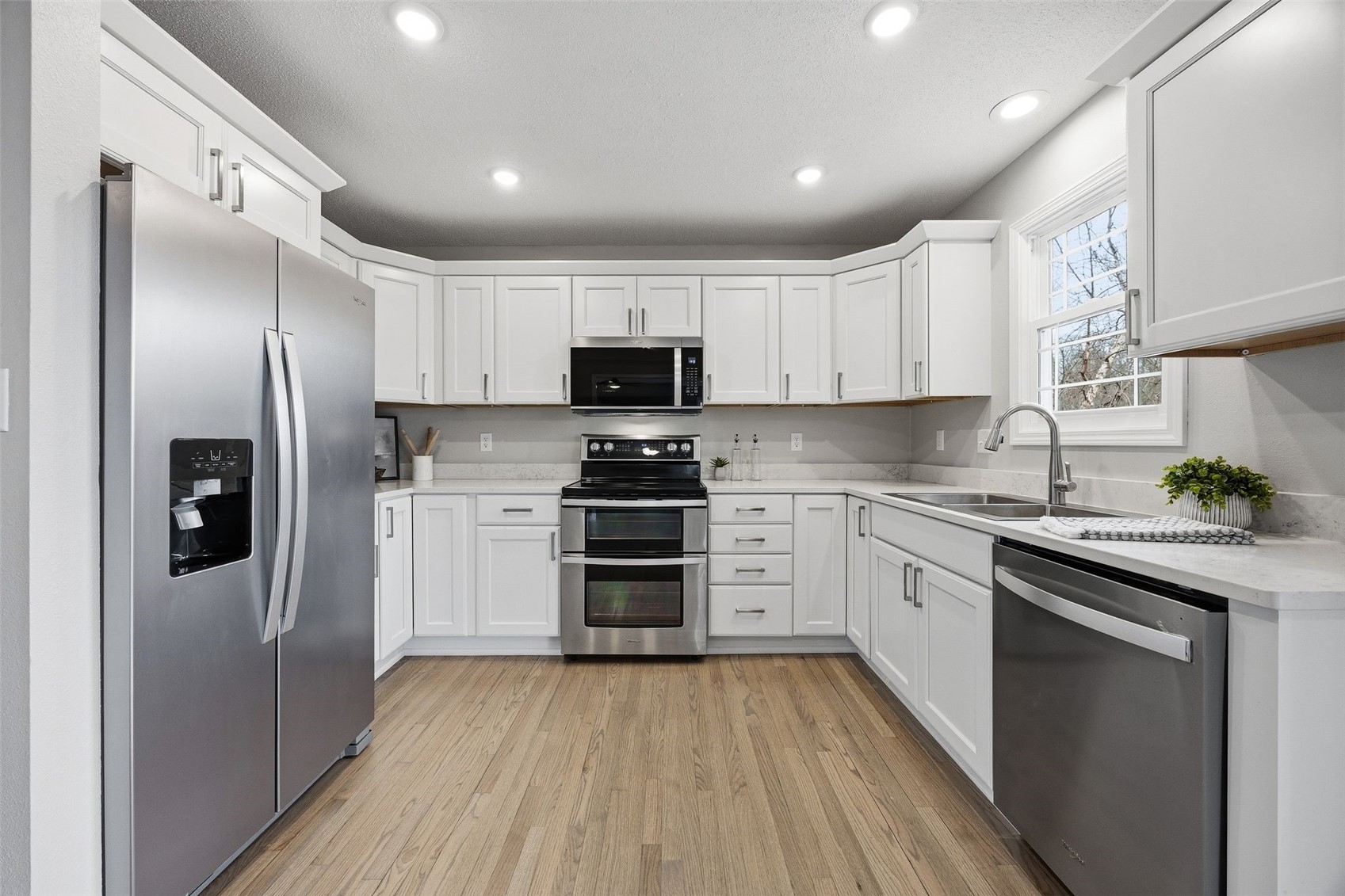 3310 Riverside Drive NE Cedar Rapids IA 52411