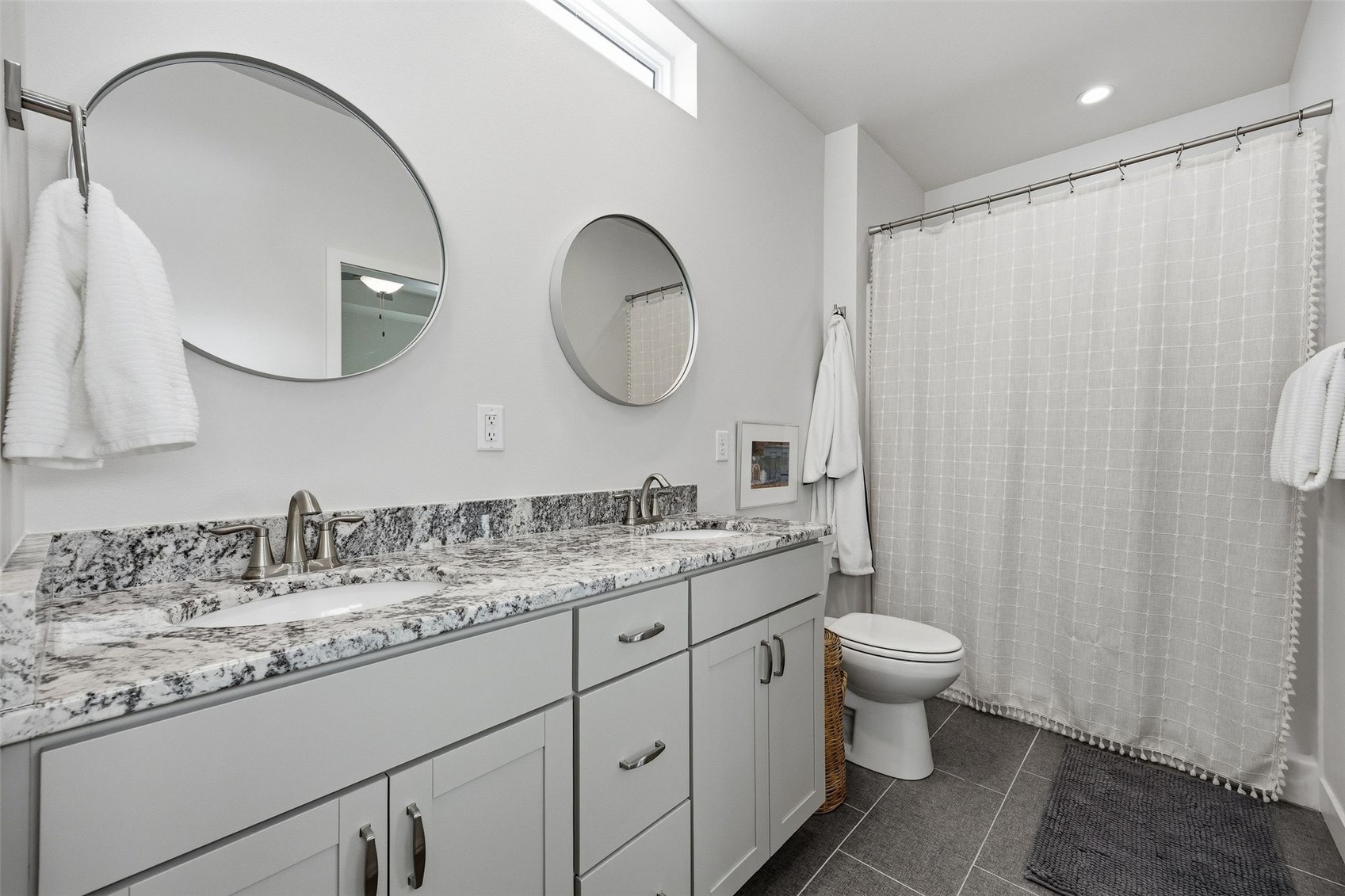 4551 Luke Drive Iowa City IA 52246