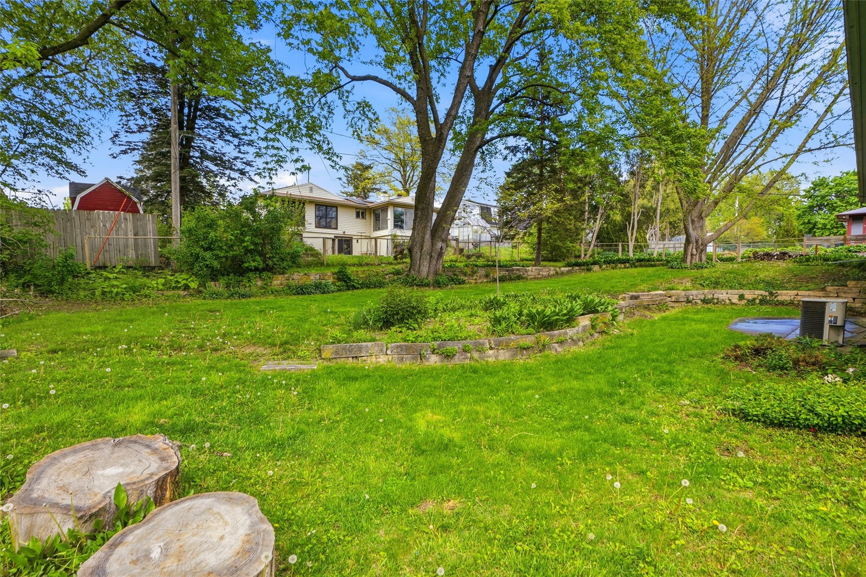 1612 Derwen Drive Iowa City IA 52246