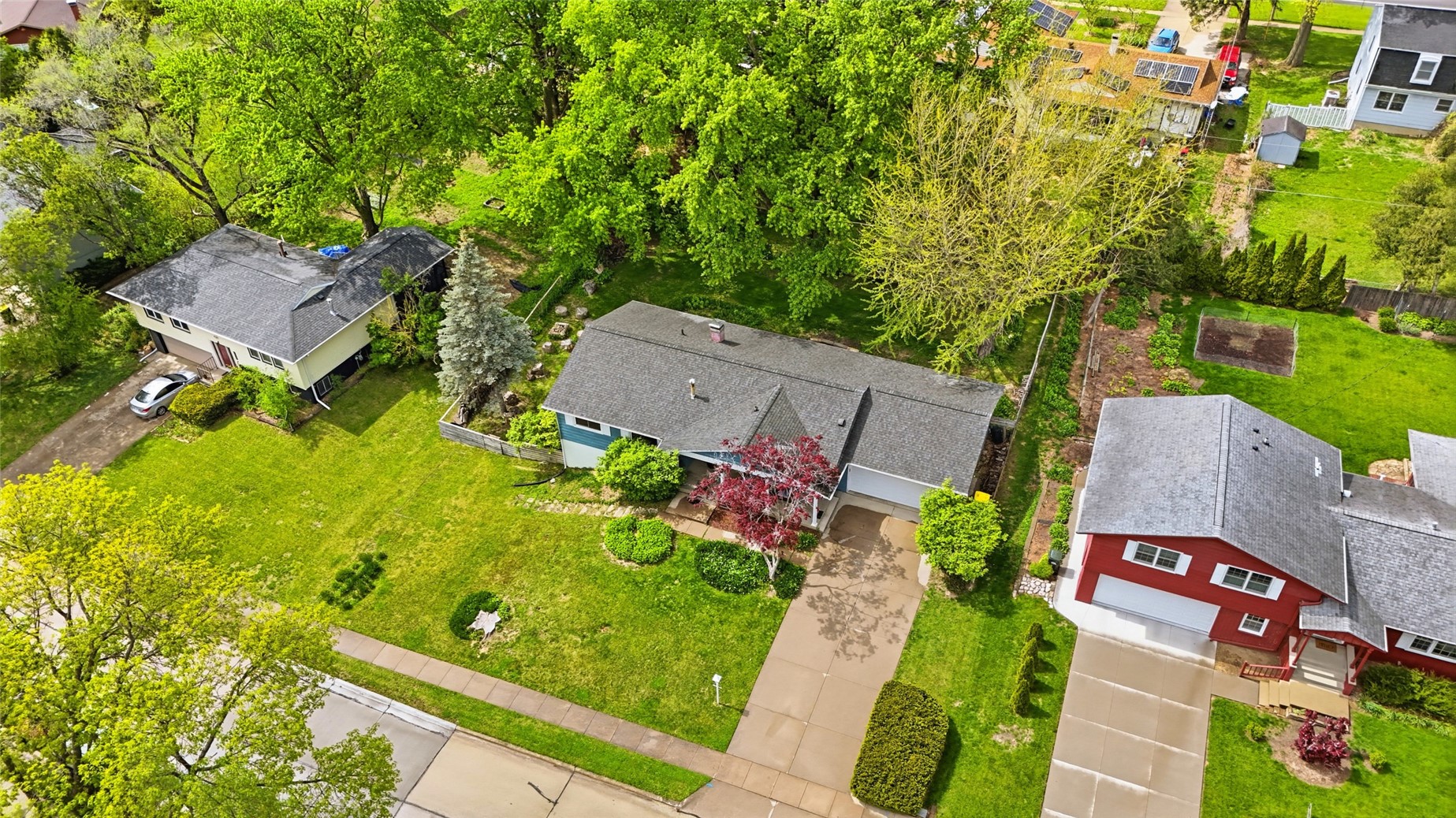1612 Derwen Drive Iowa City IA 52246