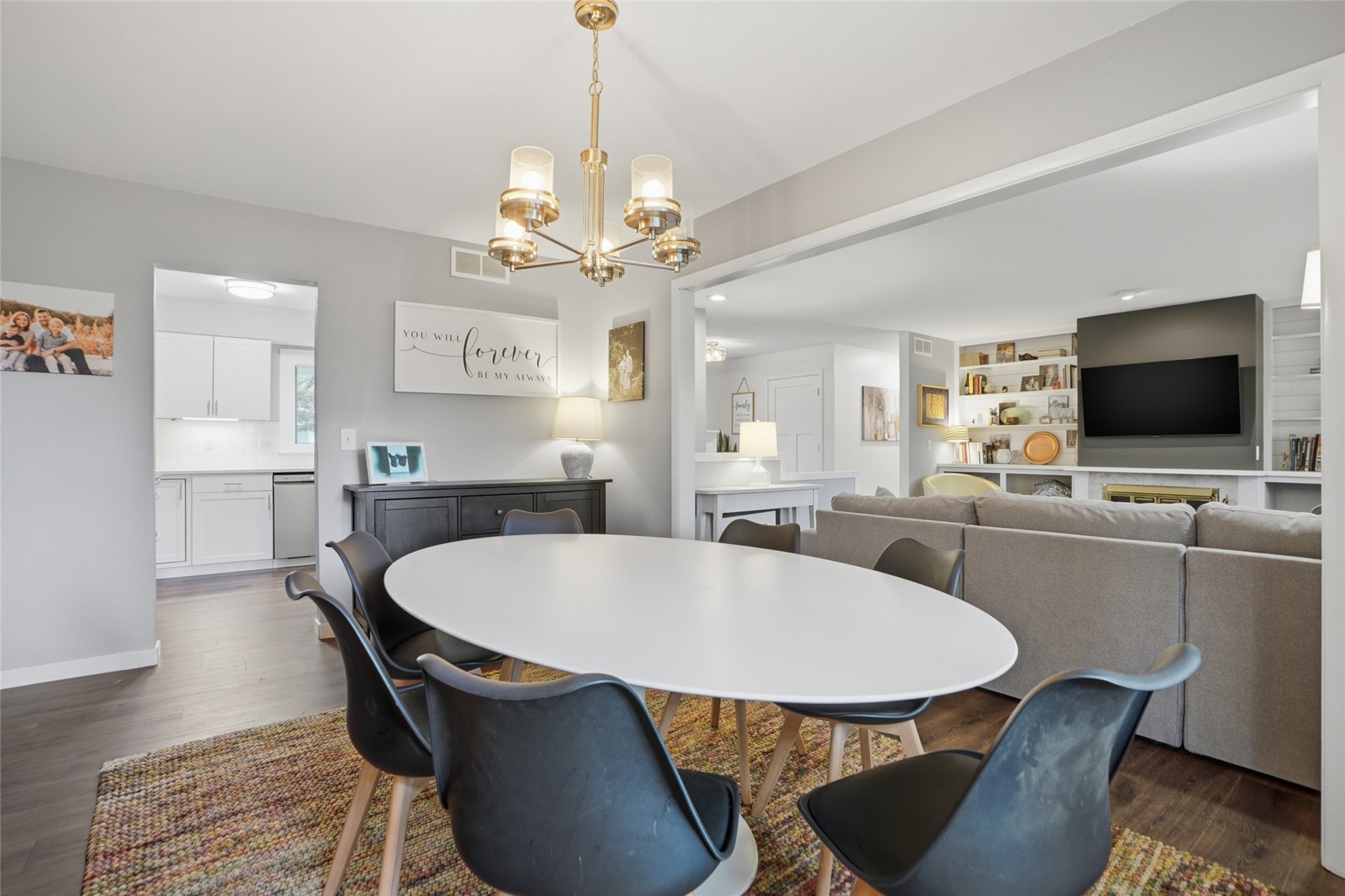 1612 Derwen Drive Iowa City IA 52246