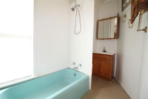 114 W Oak Street North English IA 52316