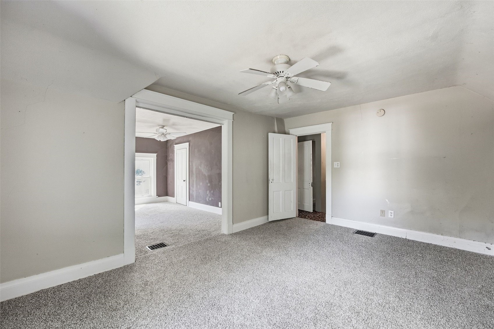 402 3rd Street NW Mt Vernon IA 52314