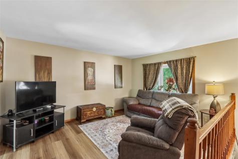 46 Regal Lane Iowa City IA 52240