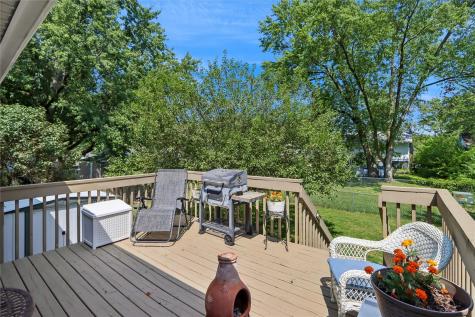 46 Regal Lane Iowa City IA 52240