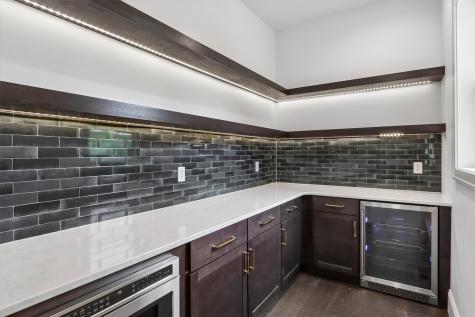 405 Macbride Trail Solon IA 52333