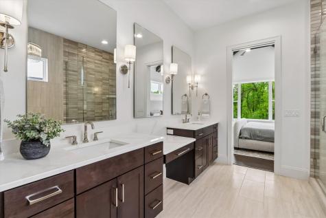 405 Macbride Trail Solon IA 52333