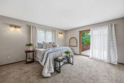 2928 Alleghany Drive NE Cedar Rapids IA 52402