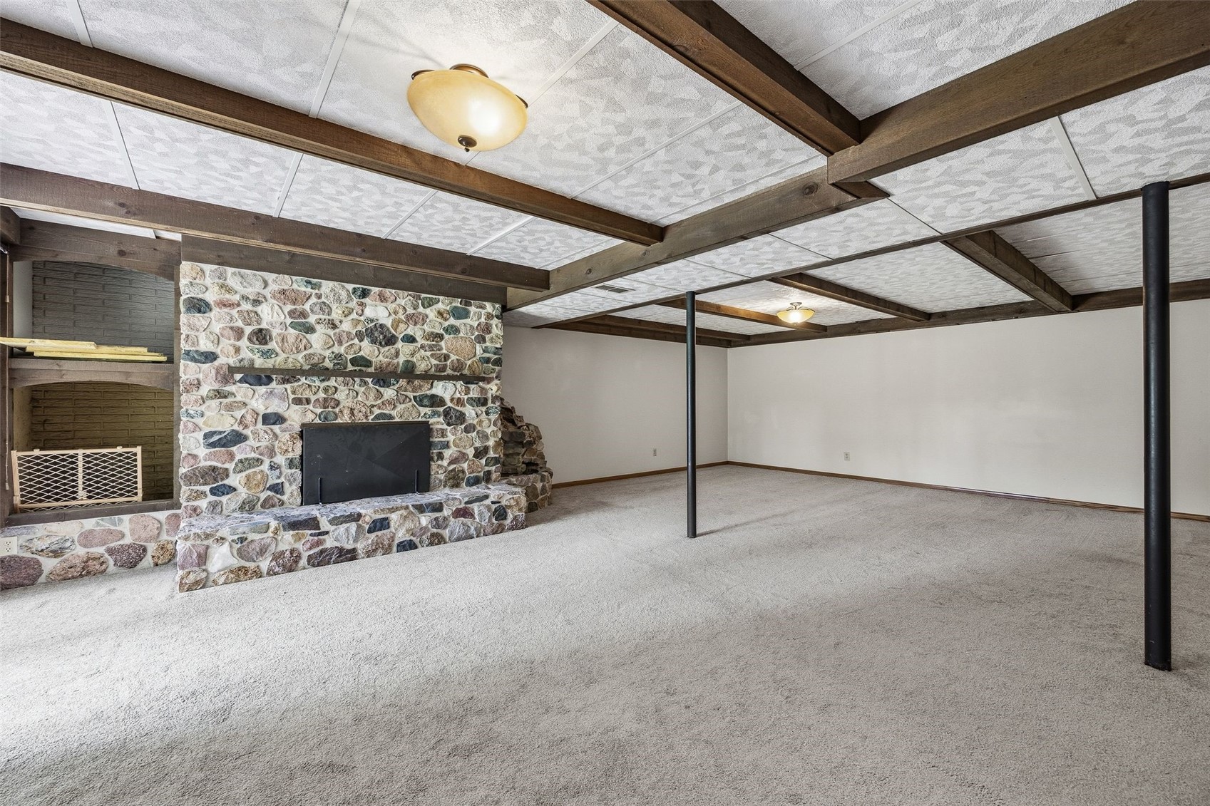 2928 Alleghany Drive NE Cedar Rapids IA 52402