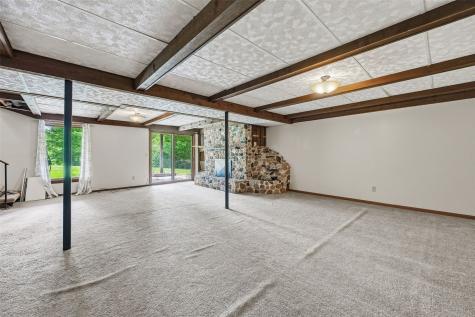 2928 Alleghany Drive NE Cedar Rapids IA 52402