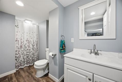 272 28th Avenue SW Cedar Rapids IA 52404