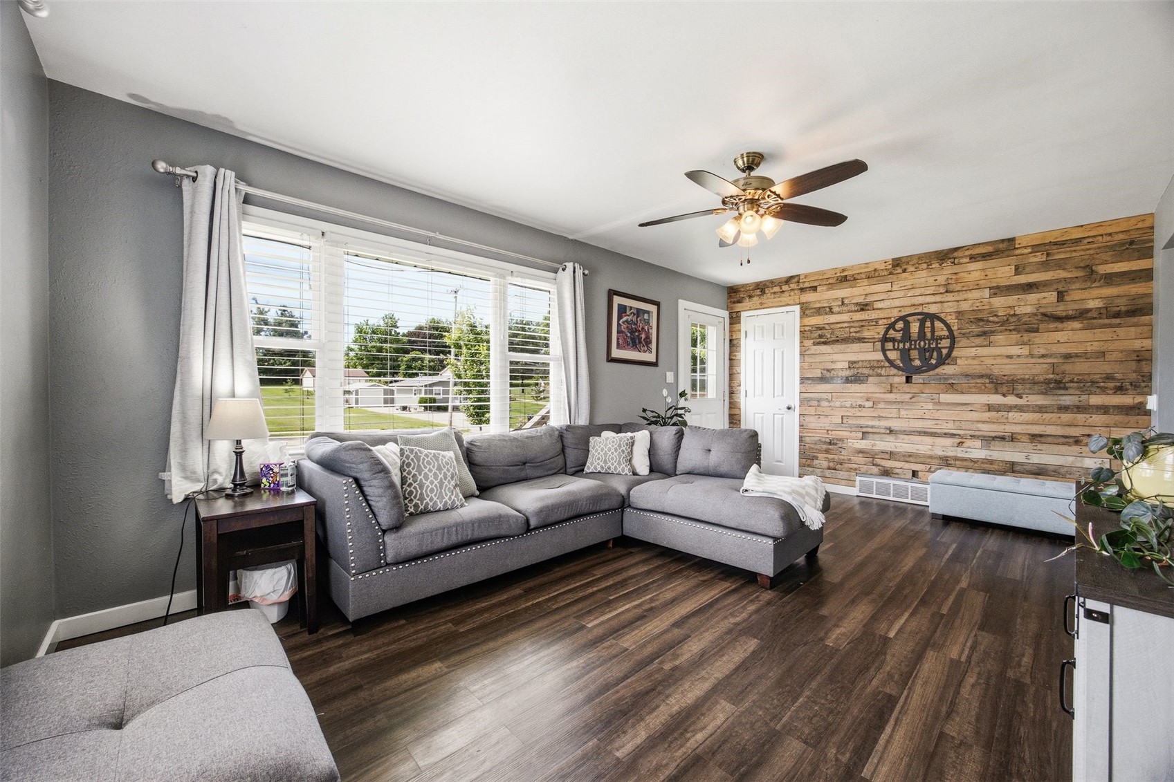 272 28th Avenue SW Cedar Rapids IA 52404