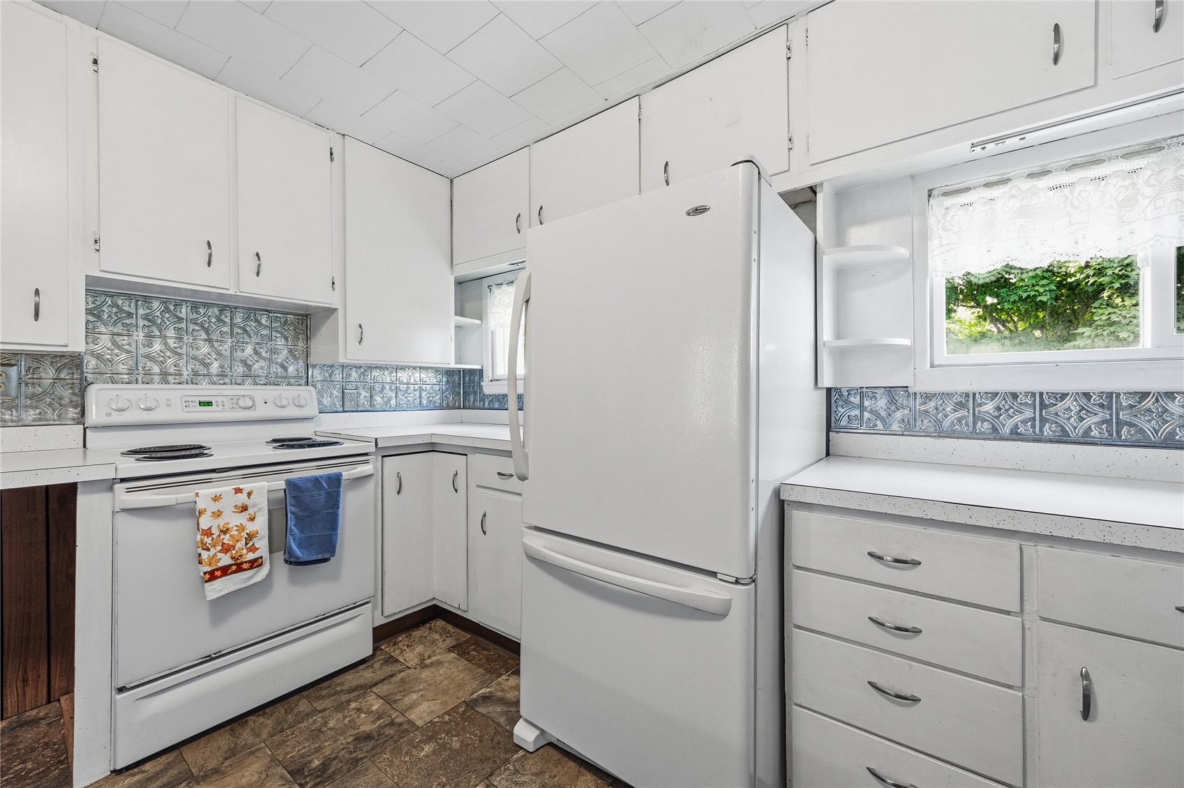 307 Fremont Street SW Blairstown IA 52209