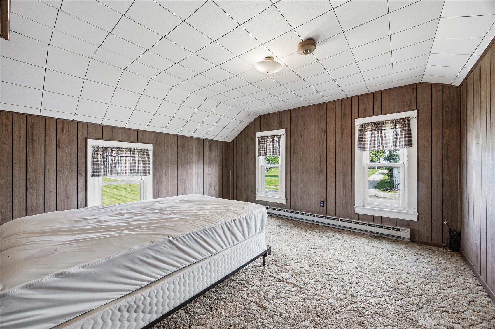 307 Fremont Street SW Blairstown IA 52209
