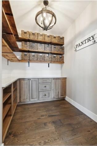 9174 207 Avenue Anamosa IA 52205