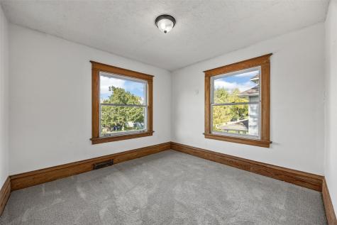 1703 A Avenue NE Cedar Rapids IA 52402