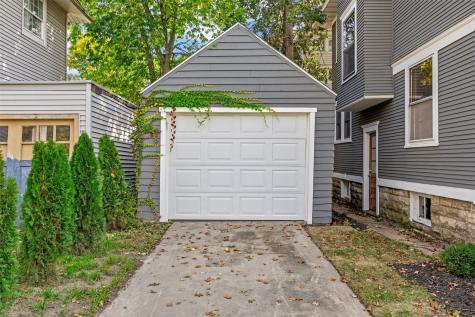 1703 A Avenue NE Cedar Rapids IA 52402