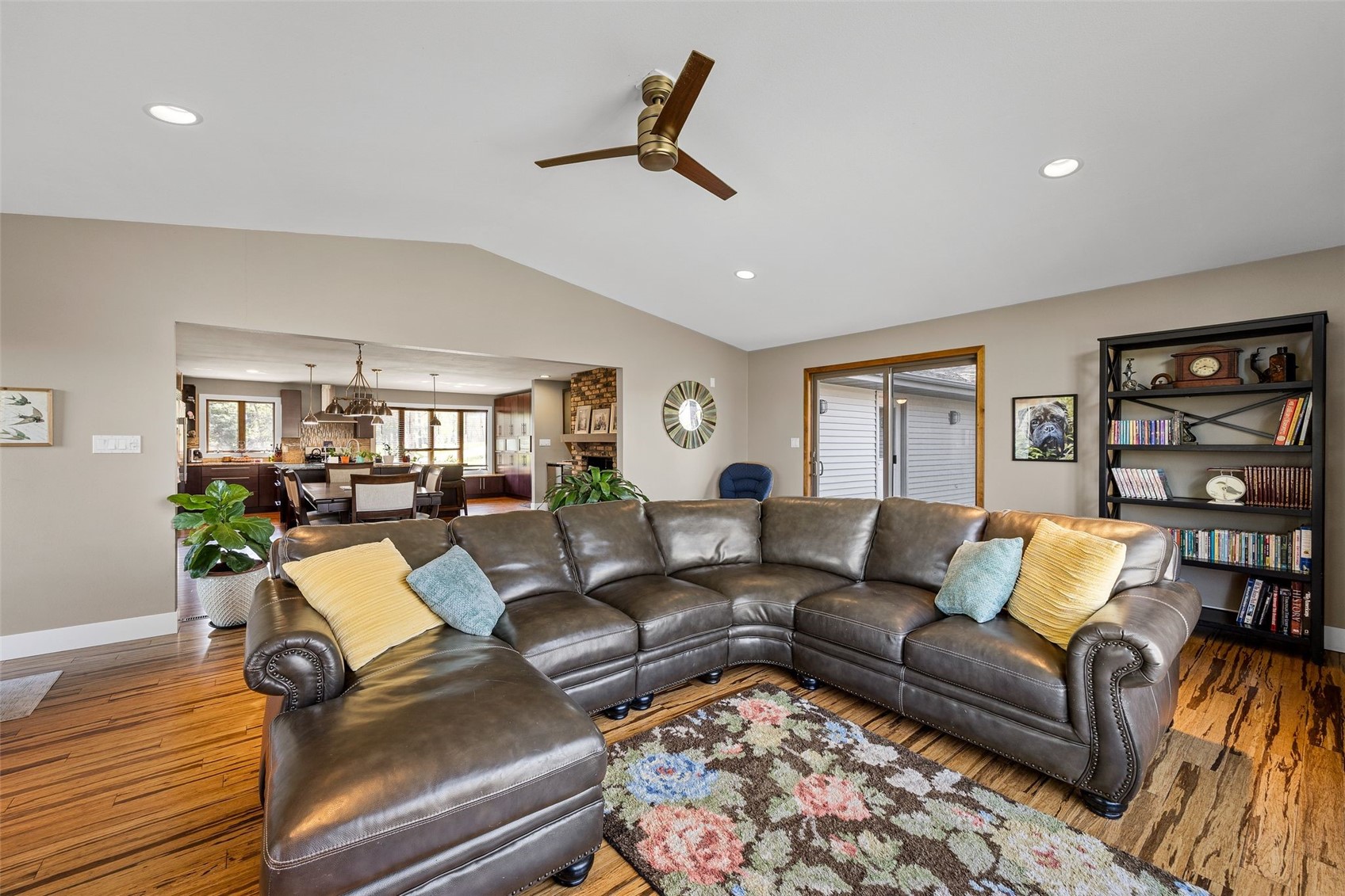1896 Sunset Drive NE Solon IA 52333