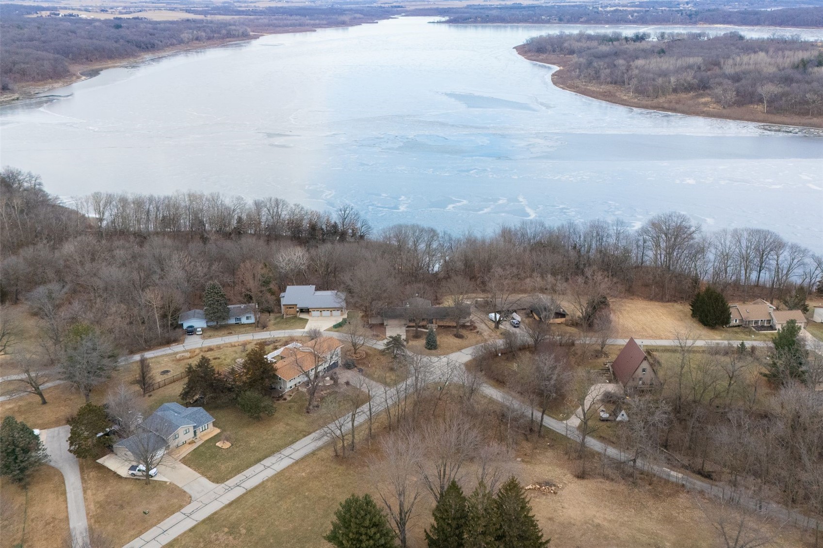 1896 Sunset Drive NE Solon IA 52333