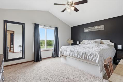 8417 Brighton Court Cedar Rapids IA 52404