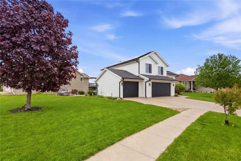 8417 Brighton Court Cedar Rapids IA 52404