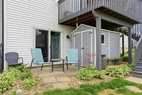 8417 Brighton Court Cedar Rapids IA 52404