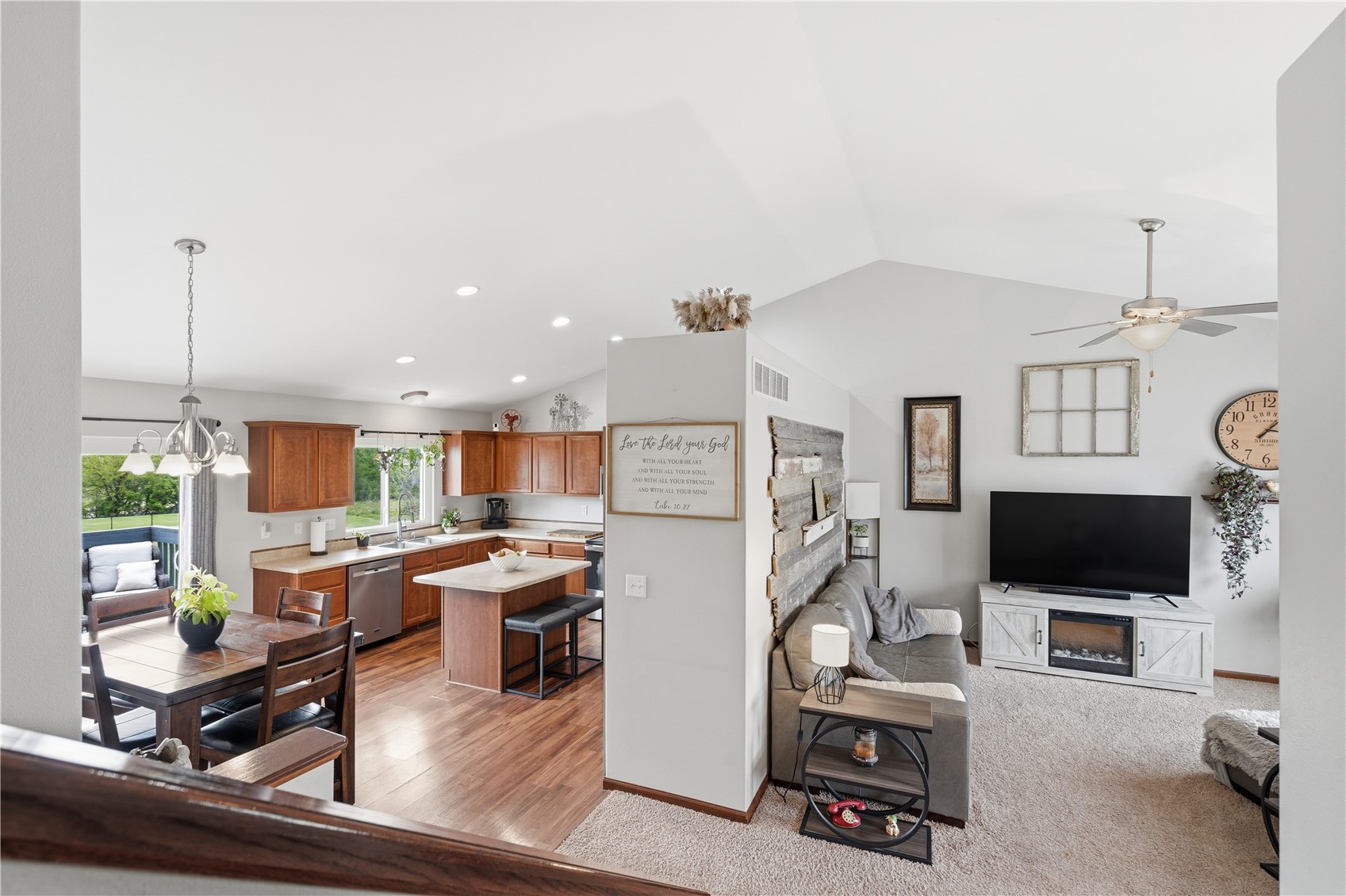 8417 Brighton Court Cedar Rapids IA 52404