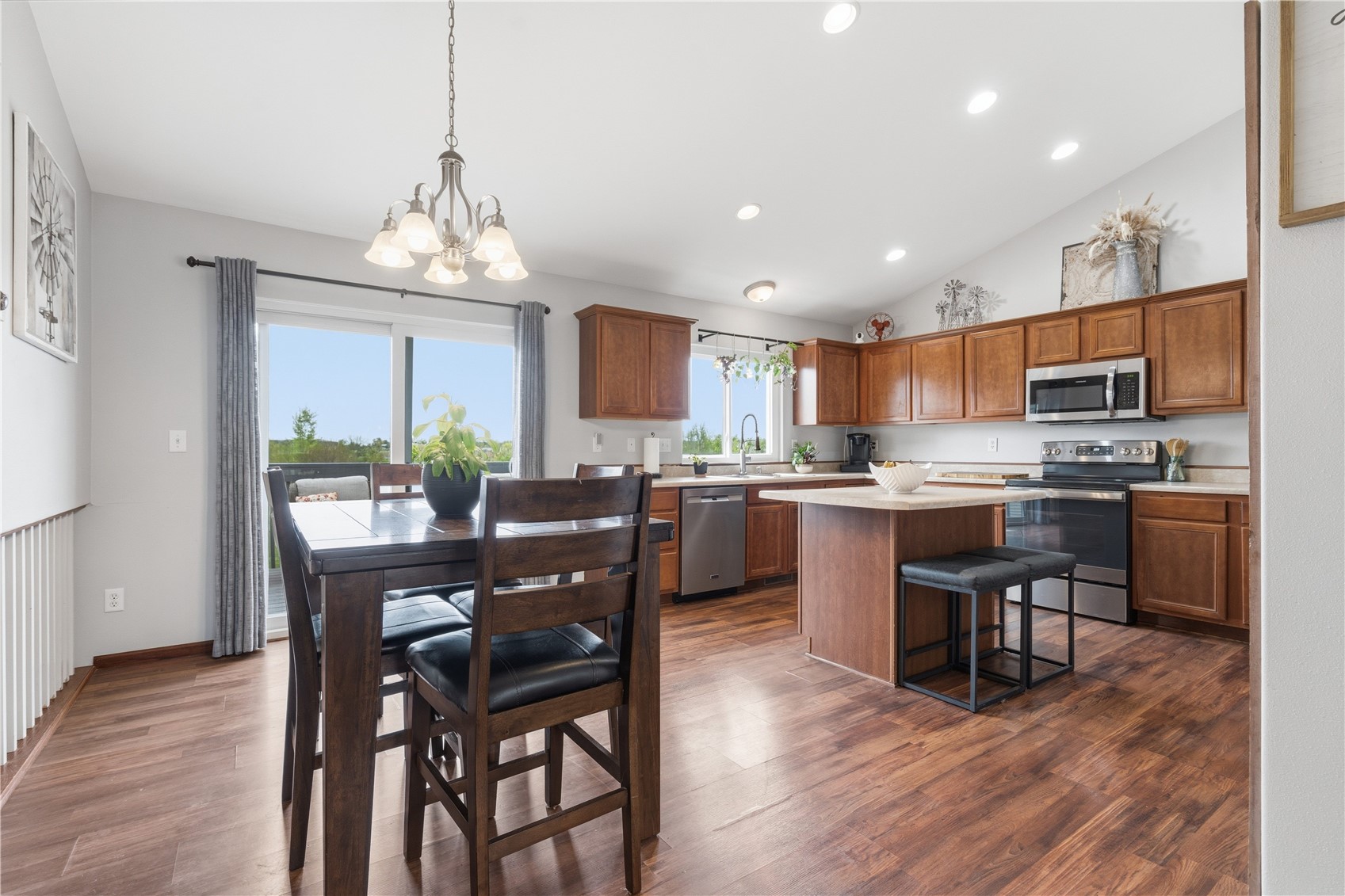 8417 Brighton Court Cedar Rapids IA 52404
