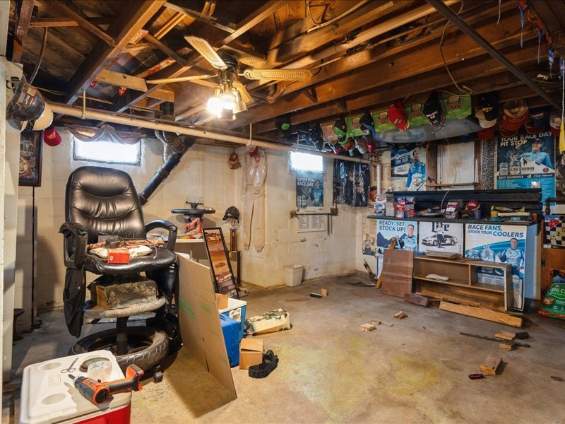 527 Union Street Ryan IA 52330