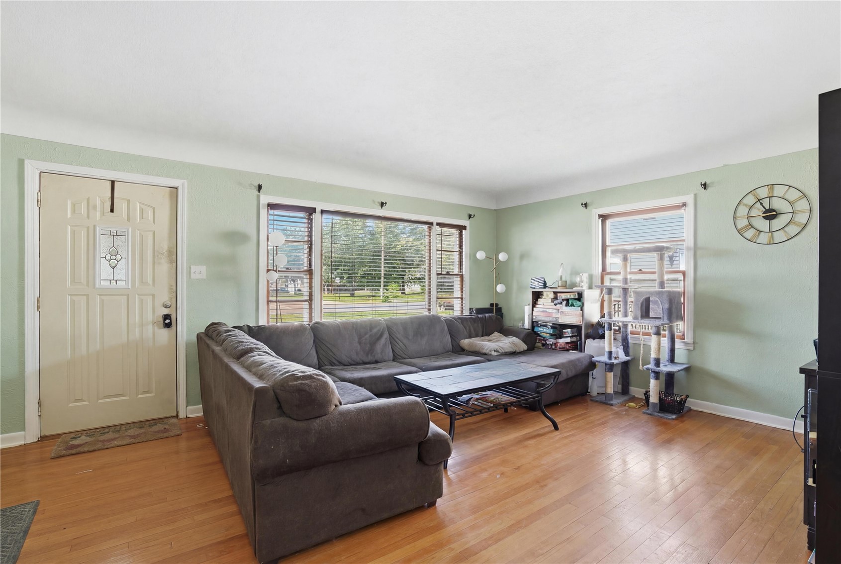 1902 Johnson Avenue NW Cedar Rapids IA 52405
