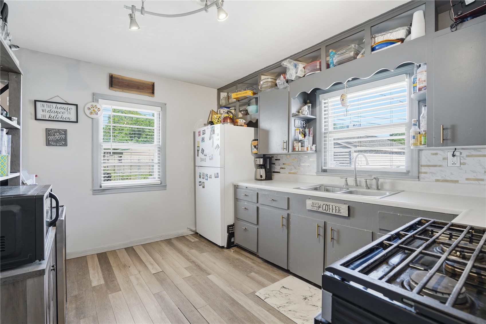 1902 Johnson Avenue NW Cedar Rapids IA 52405