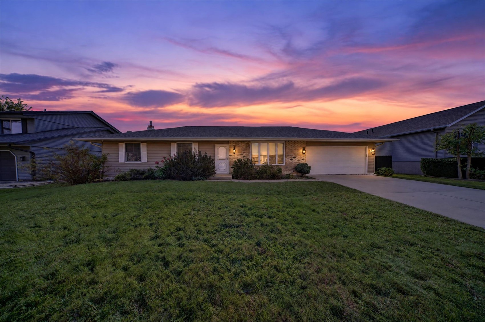 219 Boyson NE Cedar Rapids IA 52402