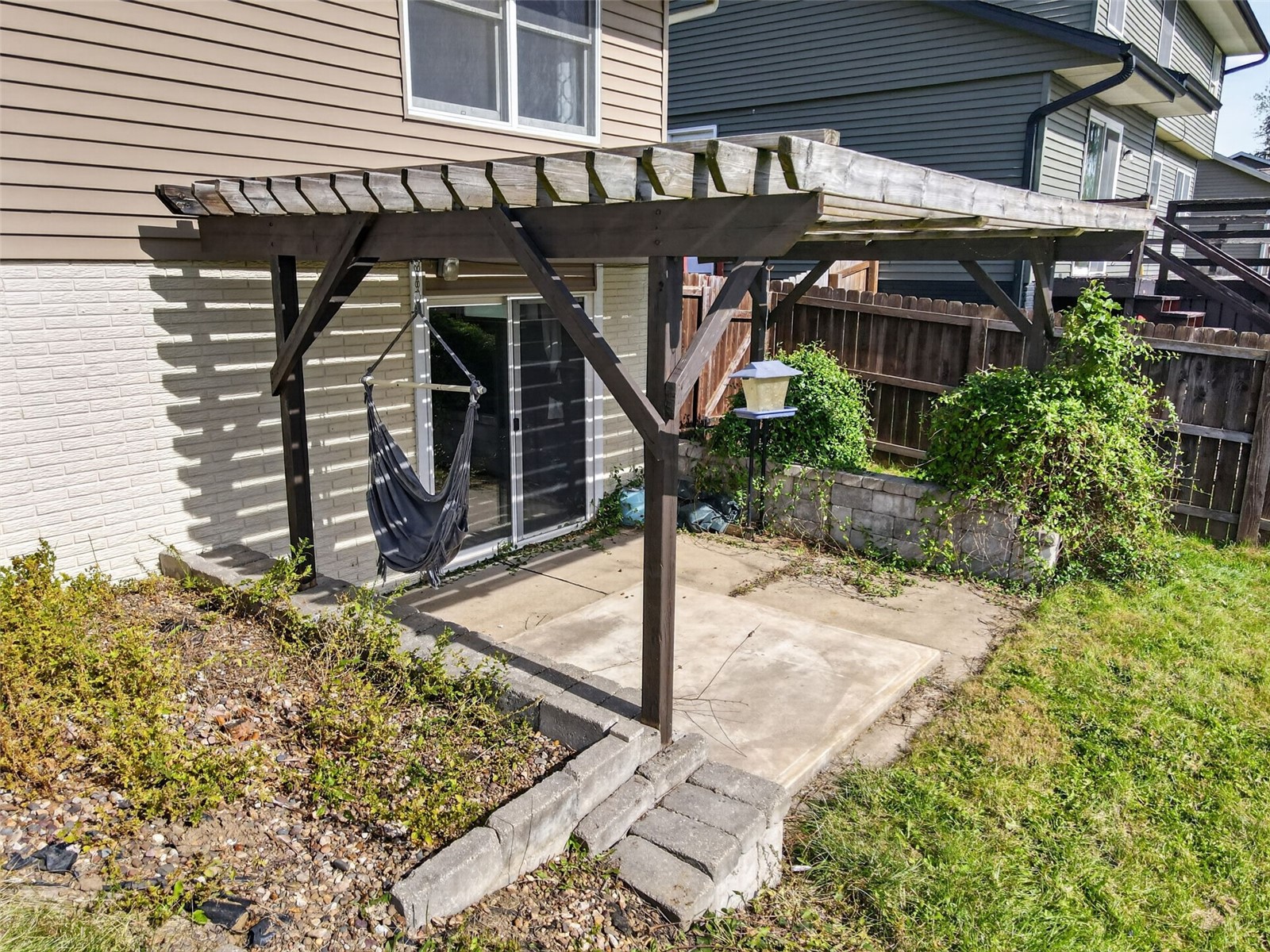 219 Boyson NE Cedar Rapids IA 52402