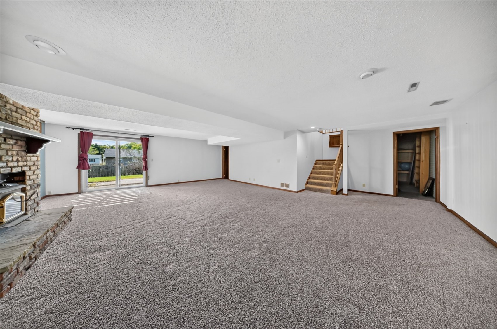 219 Boyson NE Cedar Rapids IA 52402