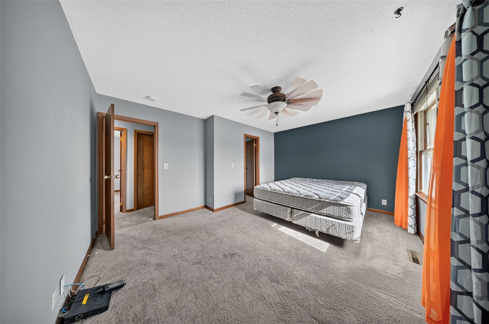 219 Boyson NE Cedar Rapids IA 52402