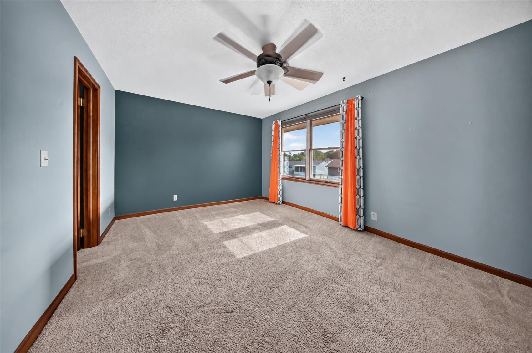 219 Boyson NE Cedar Rapids IA 52402