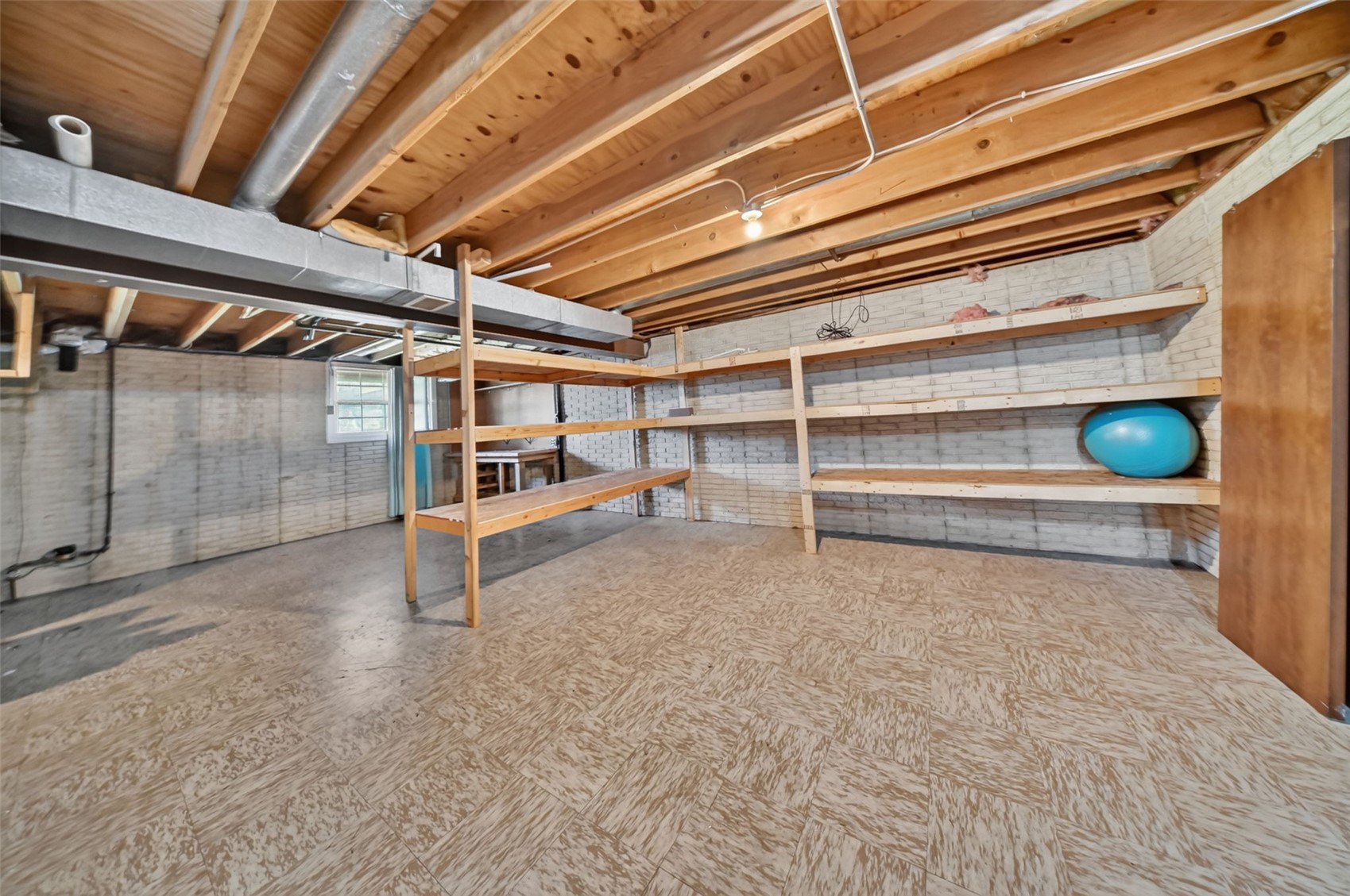 219 Boyson NE Cedar Rapids IA 52402