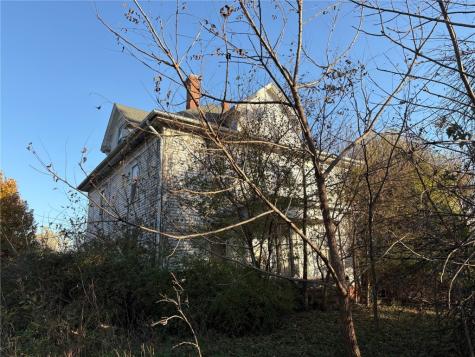 2912 M Avenue Williamsburg IA 52361