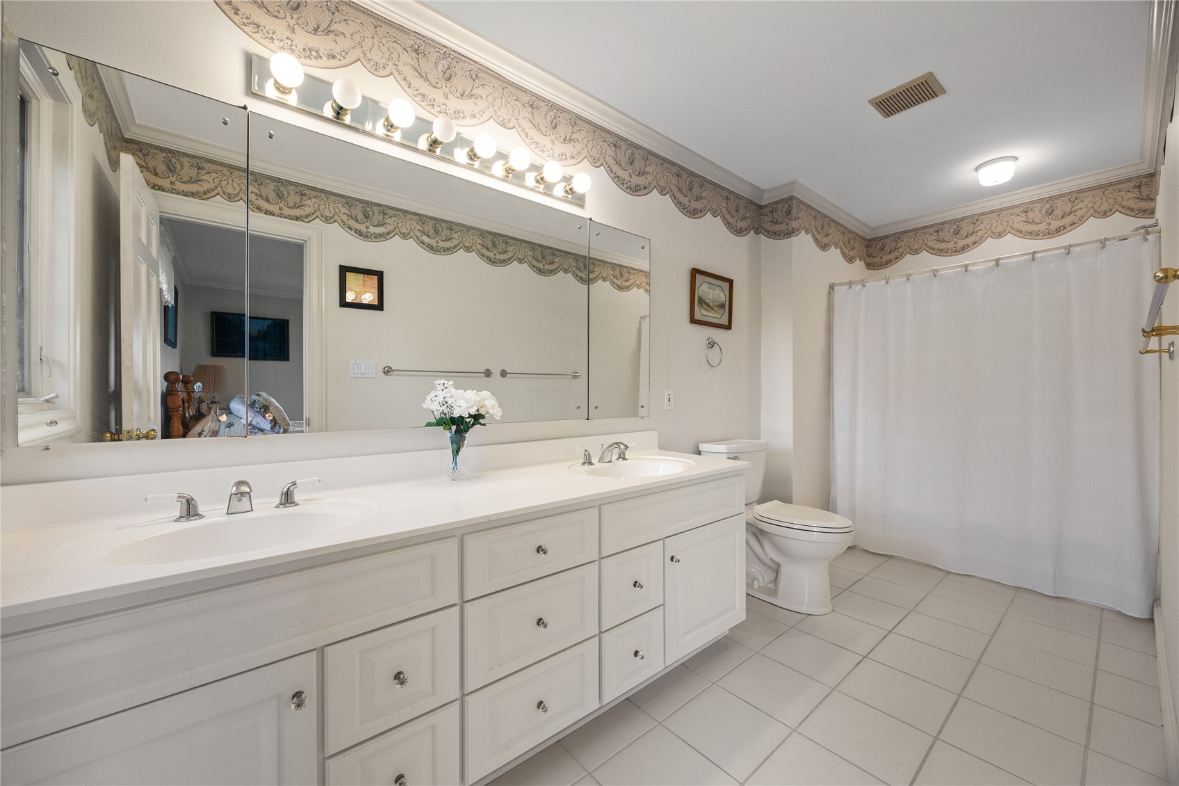 2915 Indian Hill Road SE Cedar Rapids IA 52403