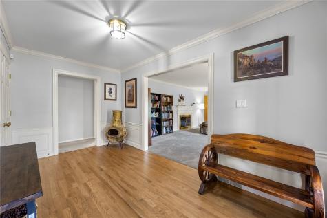 2915 Indian Hill Road SE Cedar Rapids IA 52403