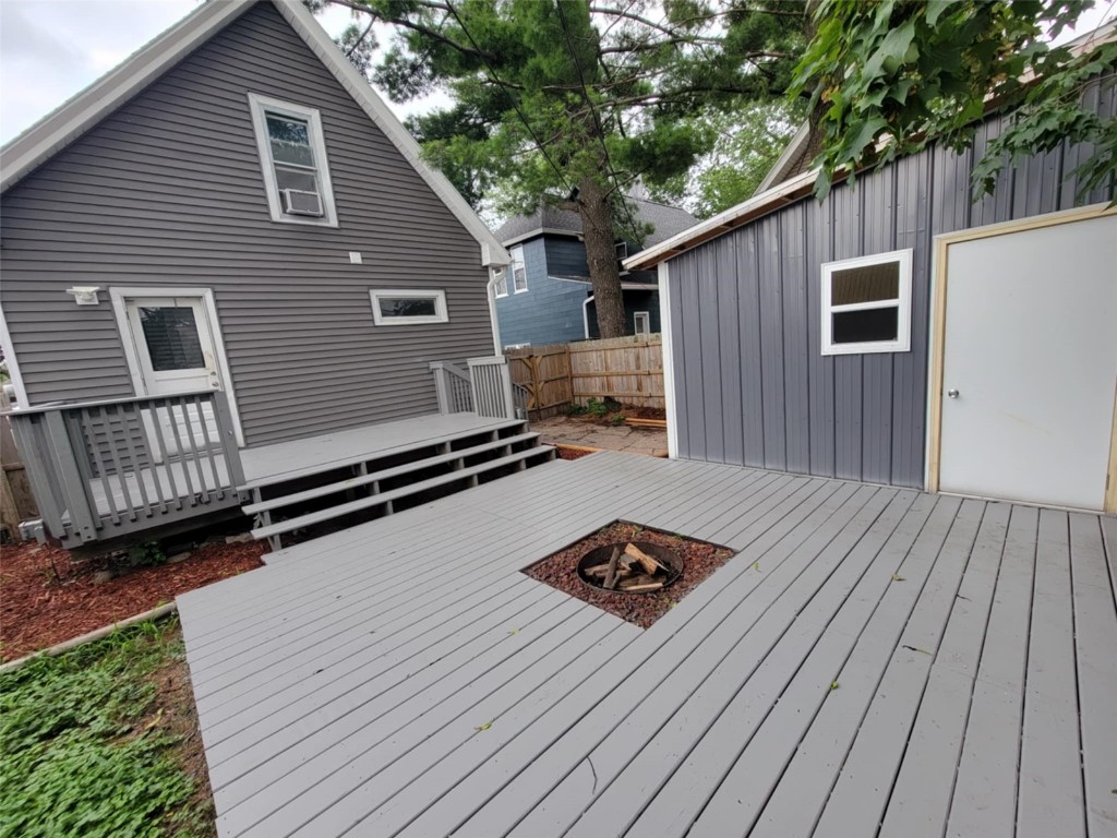611 17th Street NE Cedar Rapids IA 52402