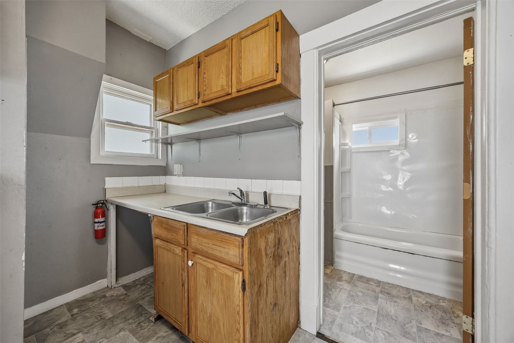 1019 10 Street SW Cedar Rapids IA 52404