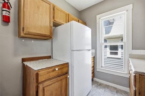 1019 10 Street SW Cedar Rapids IA 52404
