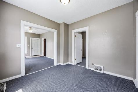1019 10 Street SW Cedar Rapids IA 52404