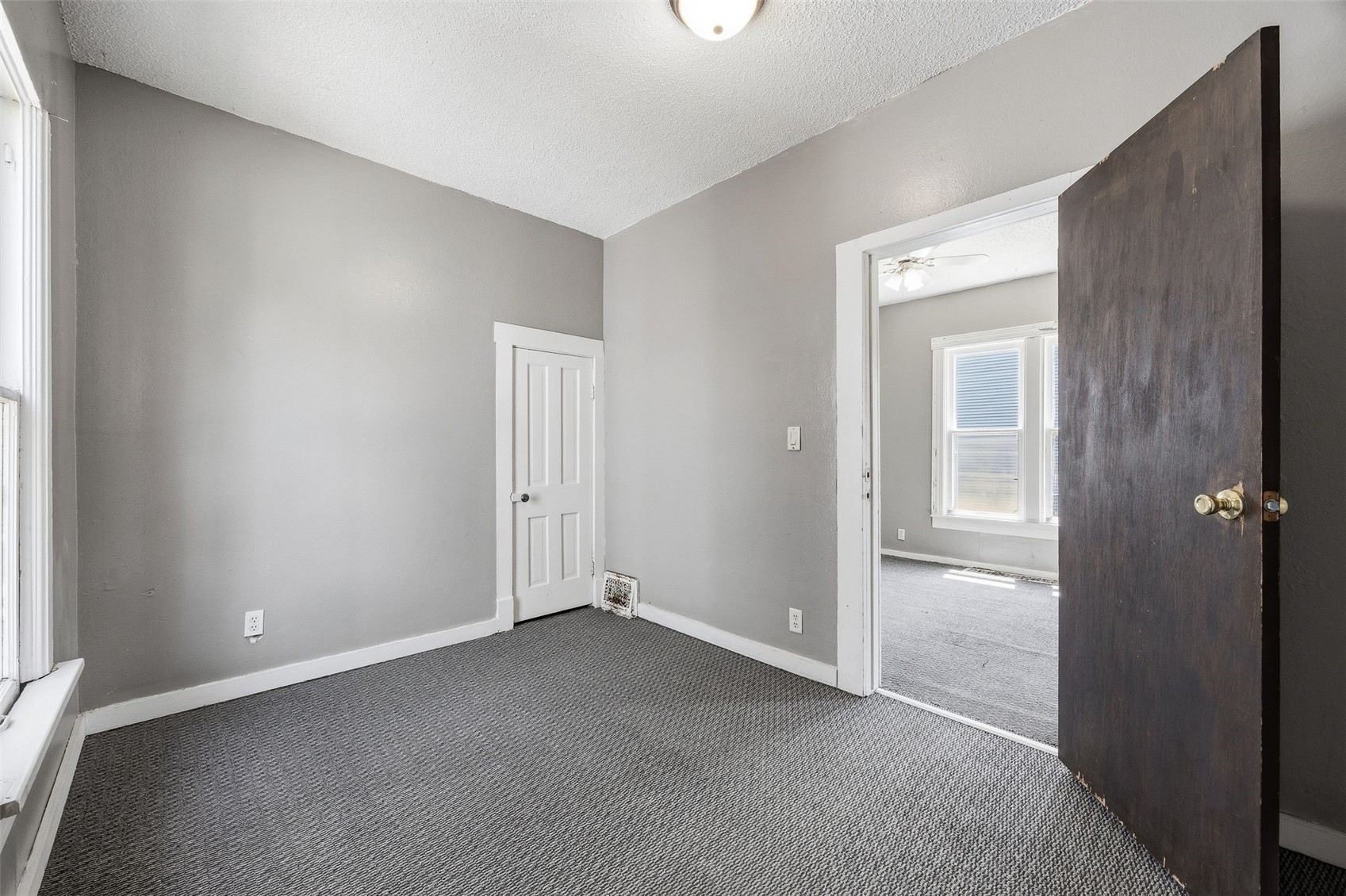 1019 10 Street SW Cedar Rapids IA 52404