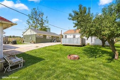 645 40th Street NE Cedar Rapids IA 52402