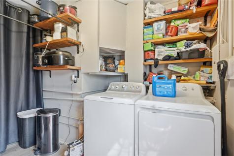 645 40th Street NE Cedar Rapids IA 52402