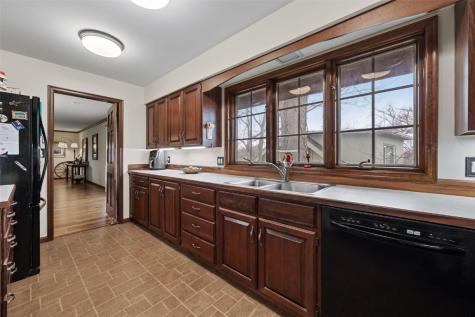317 Linden Terrace SE Cedar Rapids IA 52403