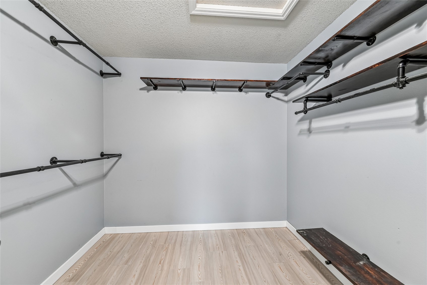 507 Limerock NW Cedar Rapids IA 52405